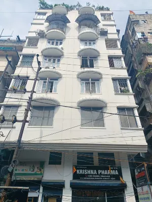 Kinza | AC Room Near Railway Station | Panbazar - appartements de vacances