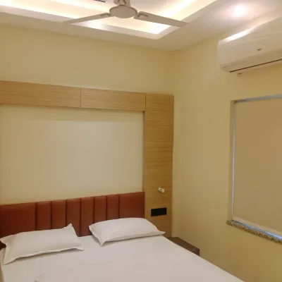 Hotel Skyking Các khách sạn gần Sân bay quốc tế Netaji Subhash Chandra Bose