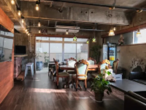 HOSTEL OE 吉野川市のホテル