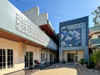 RedDoorz Plus @ GNG Hotel El Tari Airport Kupang Hotel di Kupang