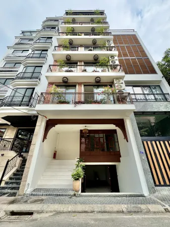 Maison Nha - Boutique Apartment (17 TTT) Отели рядом с достопримечательностью «Hanoi Flag Tower»