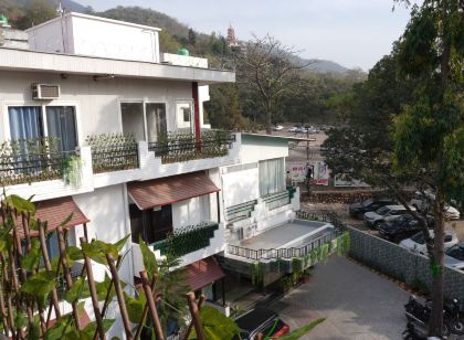 Hotel Moksha
