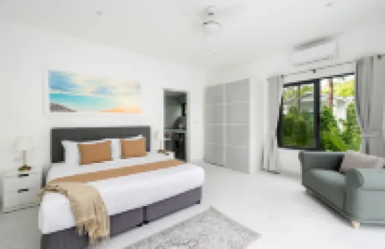 Bougain Villas Salad Beach