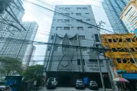 Home Me Hotel by RedDoorz Hotel in zona PBCom Tower