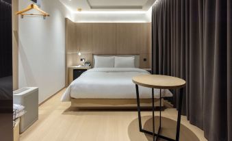 Hound Hotel Pohang Yeongildae