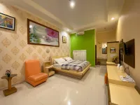 Hotel Kencana Pemalang Hotels in Taman