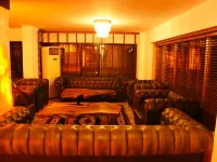 AK LİFE HOTEL Отели рядом с достопримечательностью «Чанкая»