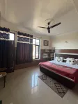 Hotel Paradise Inn