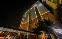 Number 25Hotel 鄰近书洞的酒店