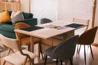 Stylish 3-Bedroom 1Bathroom 1 Ensuite Townhouse - خدمة نقل من وإلى المطار