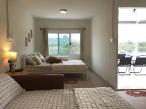 Grandmaaoi House Hotels in Phu Pha Man