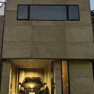 B-sum M1 Hotel Exterior