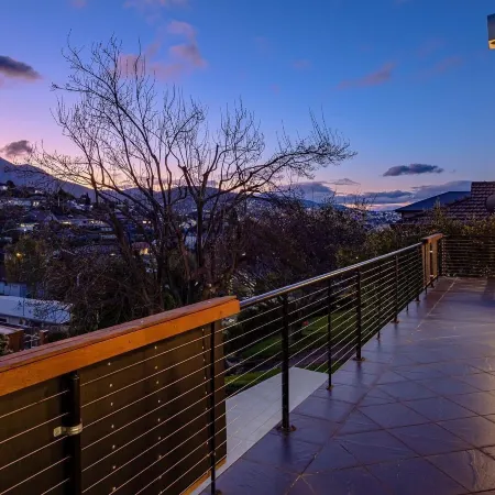 Lipscombe Mt Wellington view luxury house