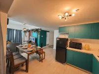 2 BR Penthouse w/ Wide Balcony and 7ft Billiards