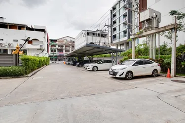 รูปภาพของปาล์ม สปริงส์ นิมมาน