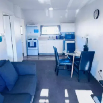 Merivale Court One Bedroom Apartment-Unit 8