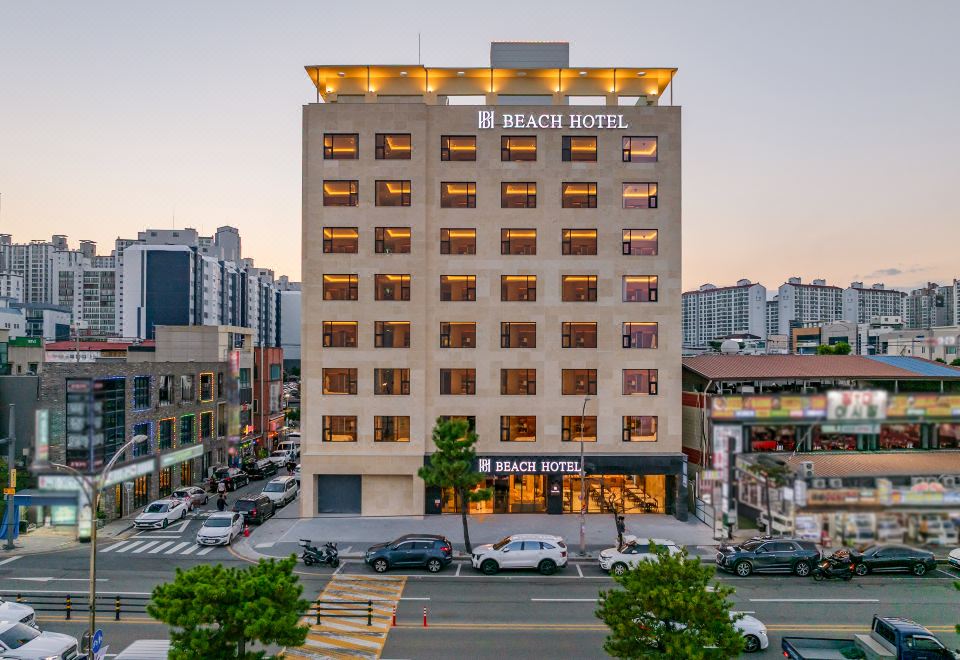 3. 포항 영일대 비..