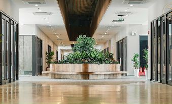 Armin Homes Corner 3 BRs with bathtub