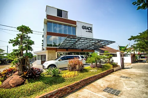 Grace Setia Hotel - 2 Sao