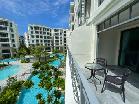 Super 1Bdr Title Bang Tao 10 min to the Beach Hotels in 