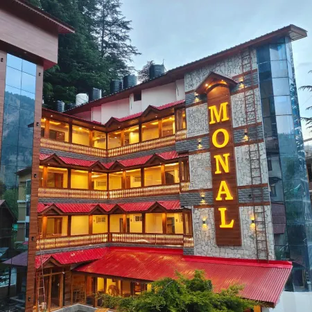 Hotel Monal Manali