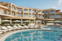 Maxion Hotel - Rooftop Pools