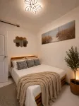Kea’s Cozy your Home away from Home. - Airport Shuttle