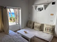 Sea View from Your Bed – Beachfront - 2星級