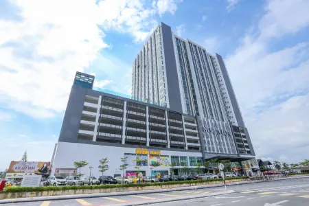 Suria Jaya Shah Alam Padang Jawa Отели рядом с достопримечательностью «UOA Business Park Property Gallery»