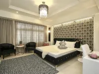 Green Castle B&B Hotels near Lotung