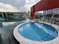 [NEW] Private Jacuzzi | Near Velocity Mall | MRT