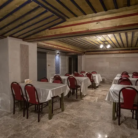 Uchisar Premium Hotel