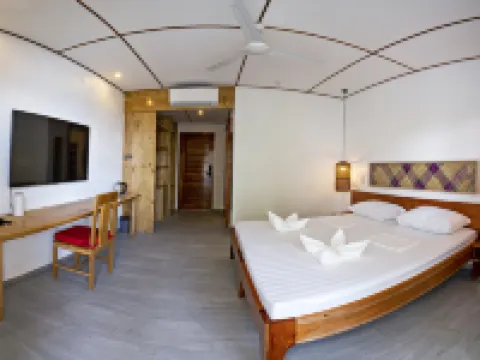 Dive Spot Asia & Brumini Beach Resort Hotels in Boljoon