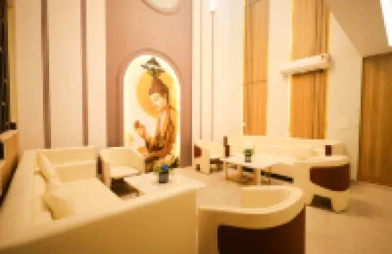 รูทส์ แอนด์ พีคส์