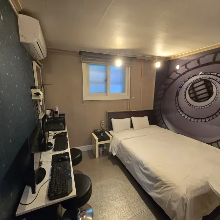 Motel G Отели рядом с достопримечательностью «Храм Чинванса»