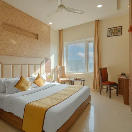 Pax Hotel Welcome Inn 50m from Amritsar Junction Railway Station