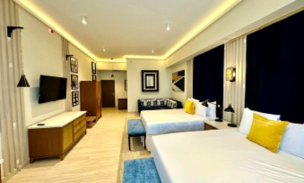 MetroArt Hotel