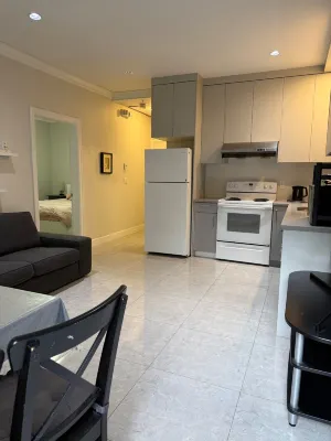 Cozy 2BR Private Suite | Near Transit | Quiet Area - baru