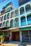Cloudy Nest Phayathai | Entire 4Storey Home 800 m walk to BTS in CBD near Siam, Centralworld - Villas