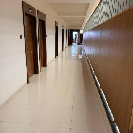 Carnival Inn