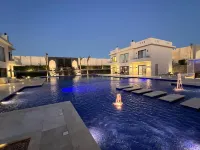 Gray luxury Villa adults only - วิลล่า