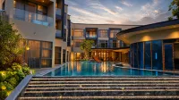 Curva Beach Hotel - Airport Shuttle