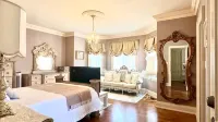 Ru U Art Hotel di Richmond Hill