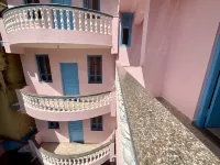 Thomas Ashwem x One Light Stays