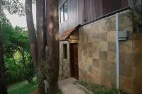 De Serenity : Exclusive Private Retreat 端姑嘉化皇家博物館附近的飯店