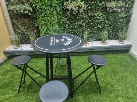 Apartment Centre Carmes Отели рядом с достопримечательностью «Космический городок»