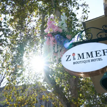 Zimmer Boutique Hotel Отели рядом с достопримечательностью «Площадь Фонтанов»