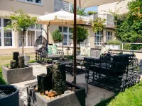 Living am Carlsplatz Apartment Hotel a 