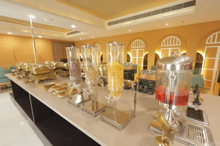 Anandi Bhawan by Pandora