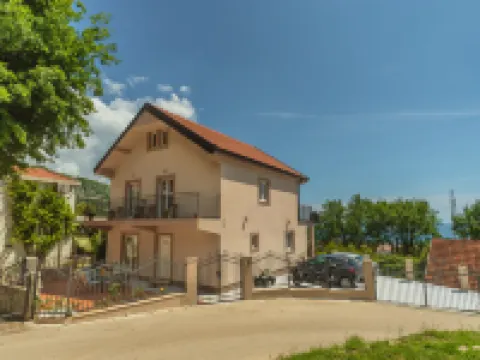 Villa Sunny Hill Hoteles en Podostrog